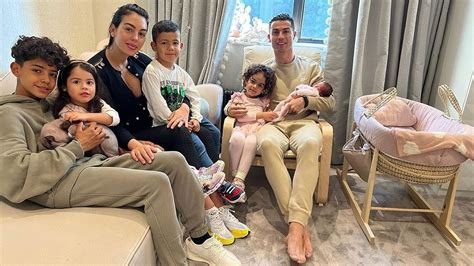 La bebé de Georgina Rodríguez y Cristiano Ronaldo, usa 